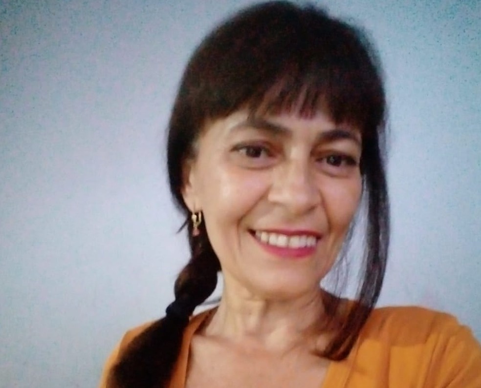 A diarista Lizete Pereira conta que ainda está trabalhando menos do que gostaria e que está aceitando receber menos para não ficar sem renda. — Foto: Arquivo pessoal